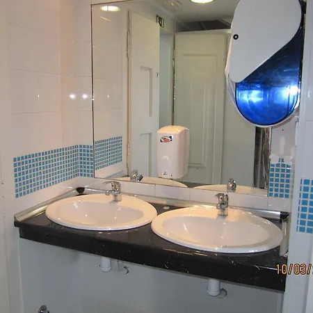 Hotell Go 3*