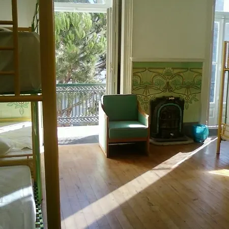 Hostel Go *